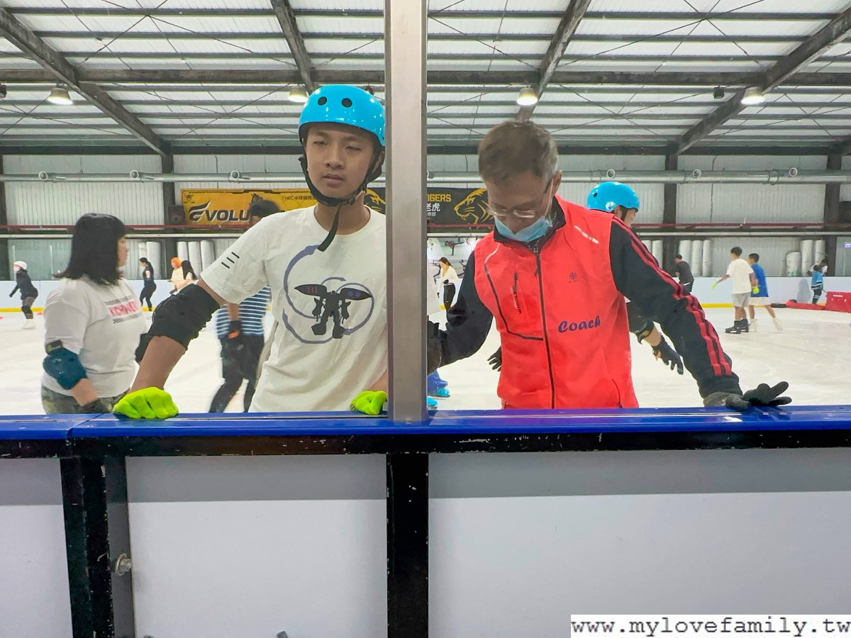 TAI Snow台灣之新-桃園滑冰運動世界